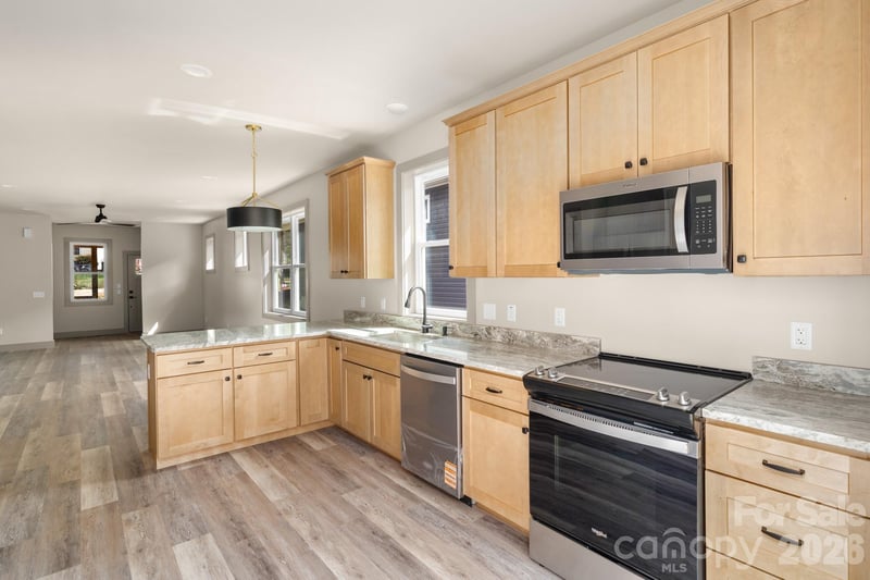 229 Edgewood Rd, Asheville, NC 28803