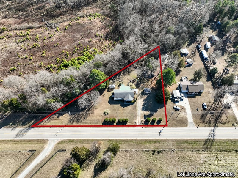 1909 Charlotte Hw, York, SC 29745