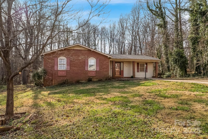 109 Dogwood Ct, Morganton, NC 28655