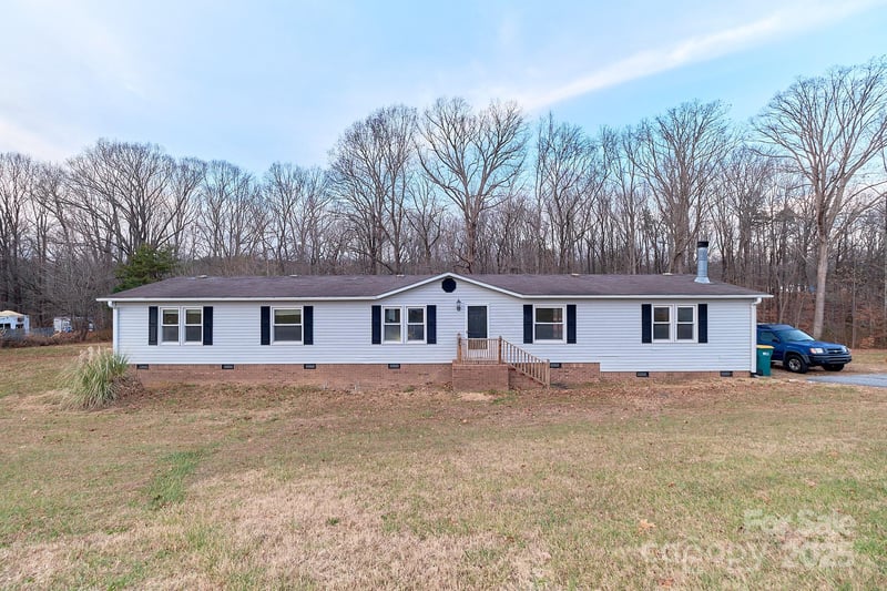 242 Granite Ridge Ln, Winston Salem, NC 27107