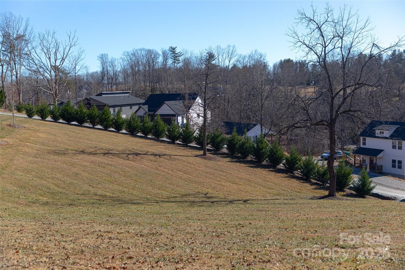 99999 George Allen Rg #2B, Arden, NC 28704