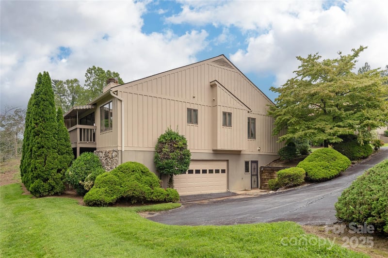 1 Westridge Ct #B, Hendersonville, NC 28791