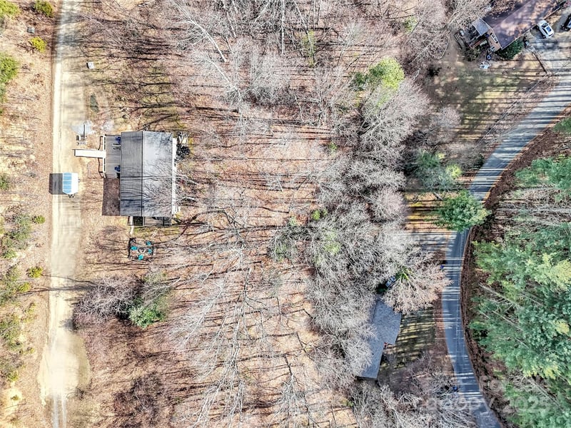 719 Pinewood Dr, Waynesville, NC 28786