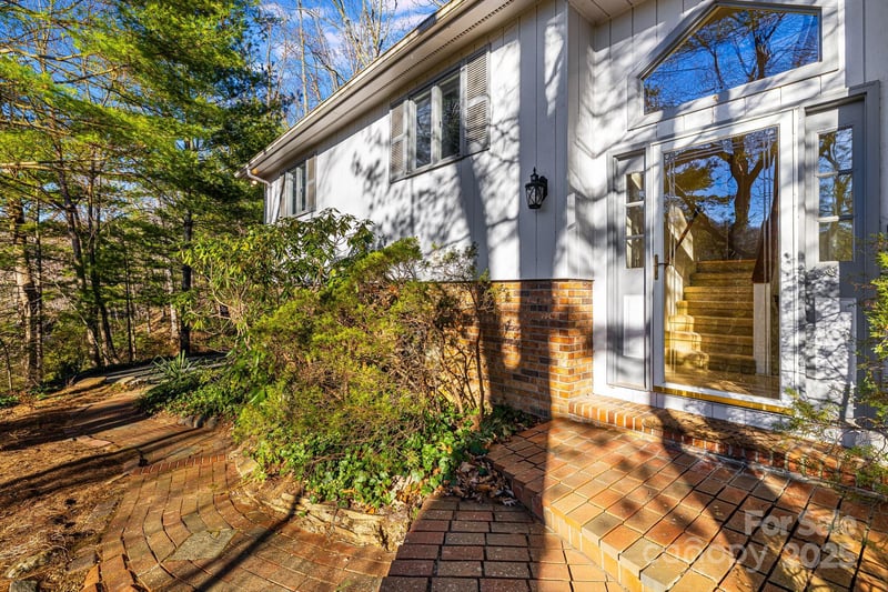 31 Covewood Rd, Asheville, NC 28805