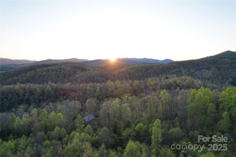 99999 Old Fort Rd, Black Mountain, NC 28711