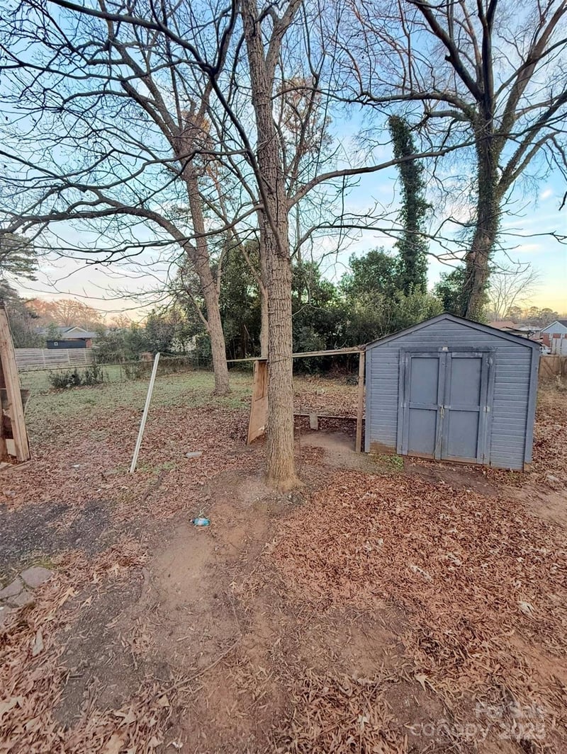 1542 Jennings St, Charlotte, NC 28216
