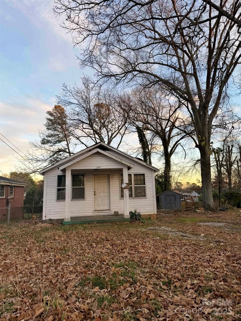 1542 Jennings St, Charlotte, NC 28216