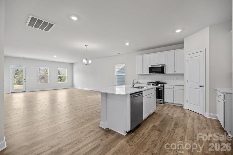 1080 Mapletree Ln, Indian Trail, NC 28079