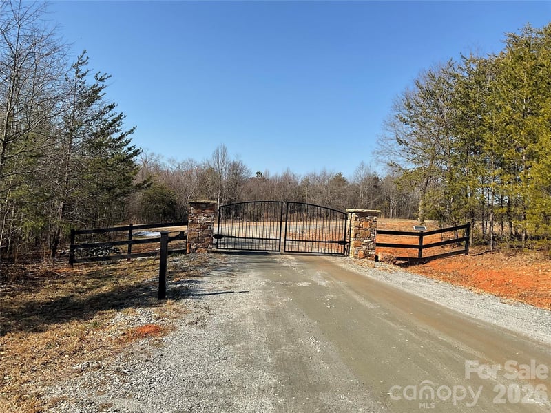 Springbrook Ln, Mooresboro, NC 28114