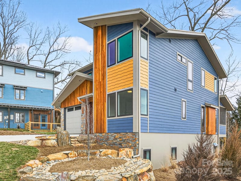 165 Abundance Rn #8, Asheville, NC 28805