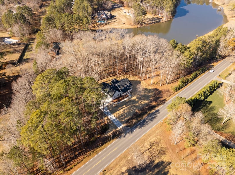 1489 Paraham Rd, York, SC 29745