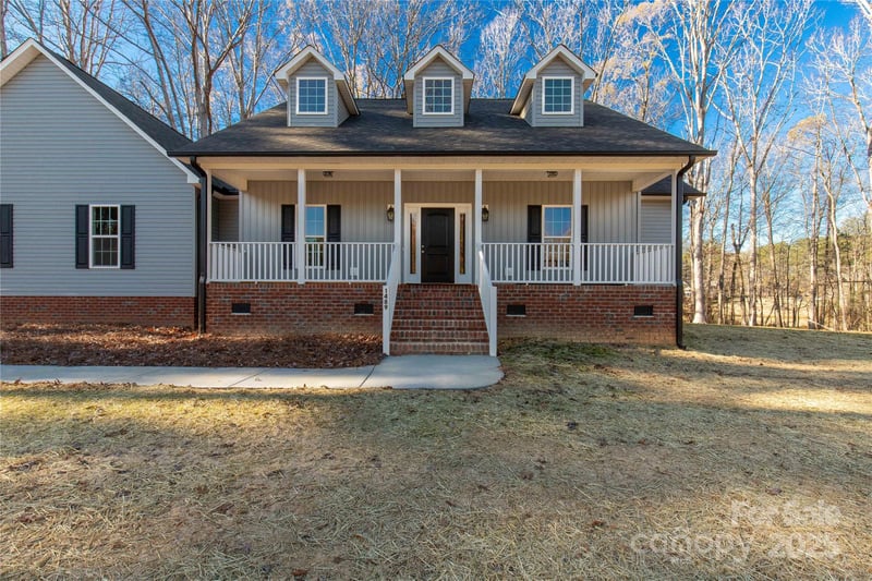 1489 Paraham Rd, York, SC 29745