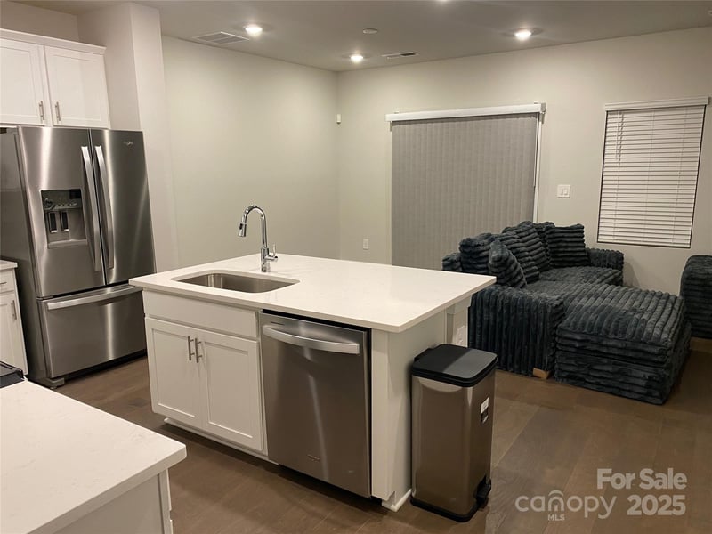6110 Starview Ter, Charlotte, NC 28216