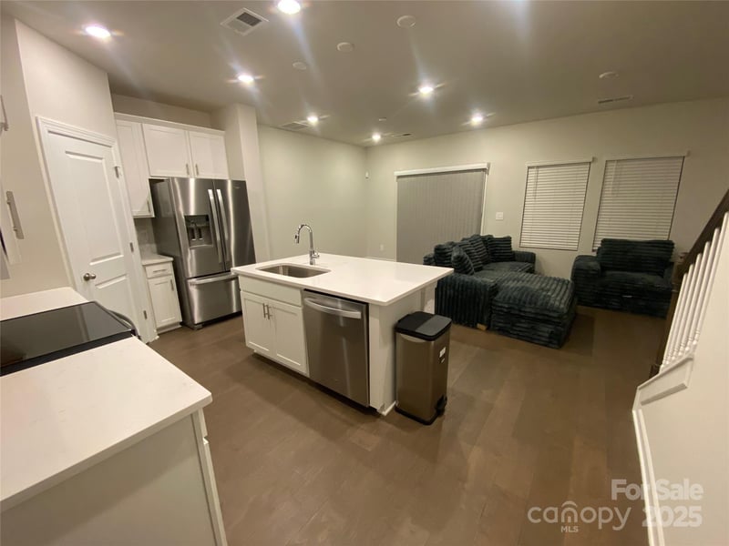 6110 Starview Ter, Charlotte, NC 28216
