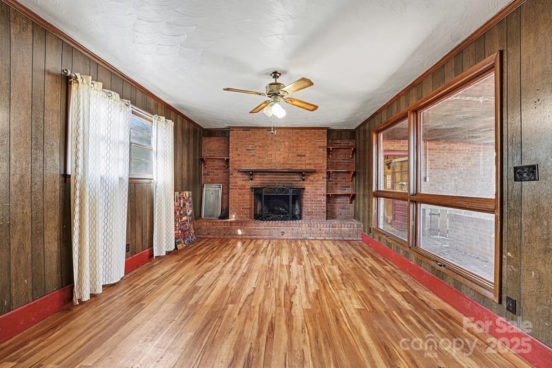 3442 Lester St, Conover, NC 28613
