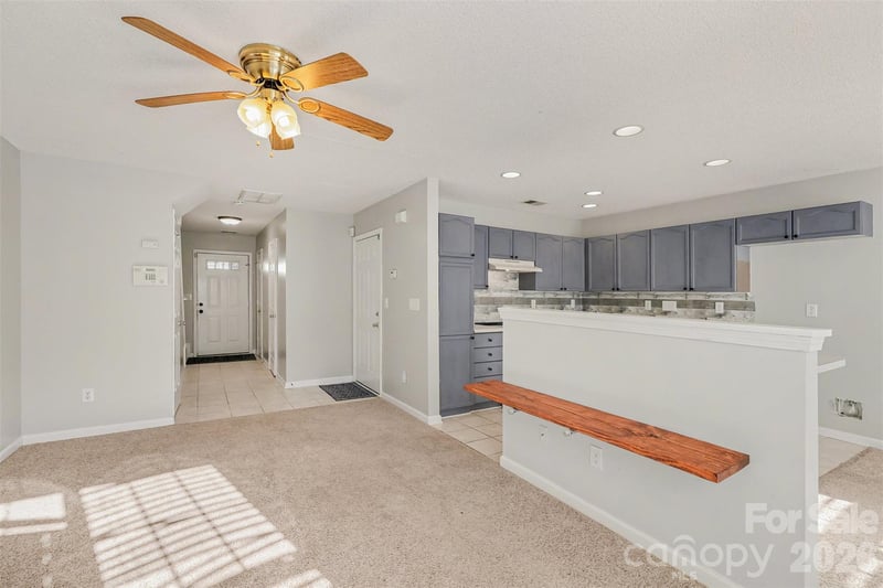 4557 Antelope Ln, Charlotte, NC 28269