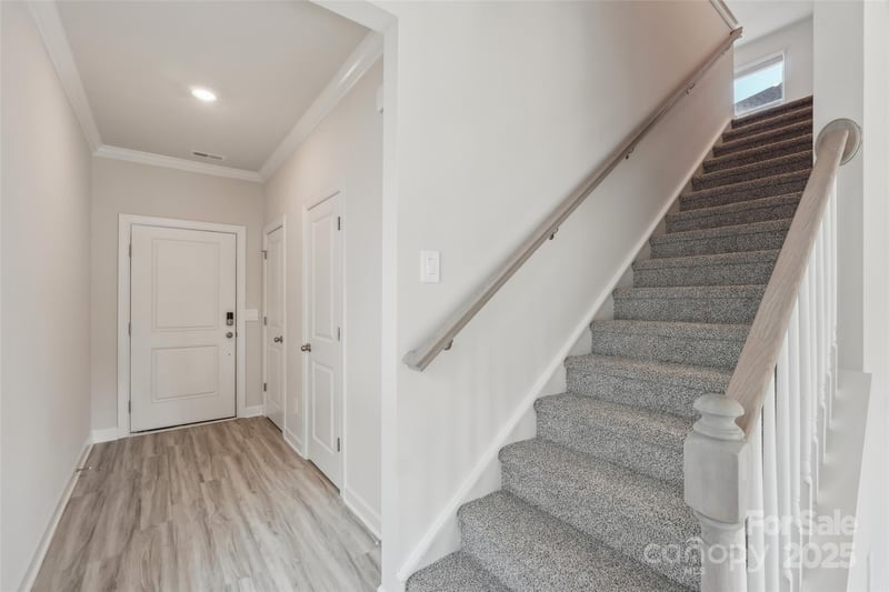 1437 Wildflower St, Newton, NC 28658