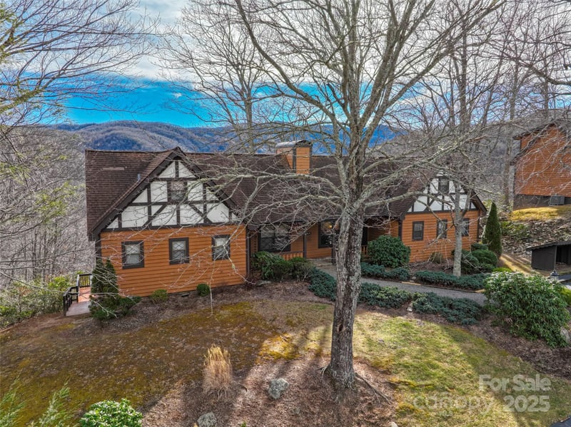 383 Overlook Dr #Alpine 2, Burnsville, NC 28714
