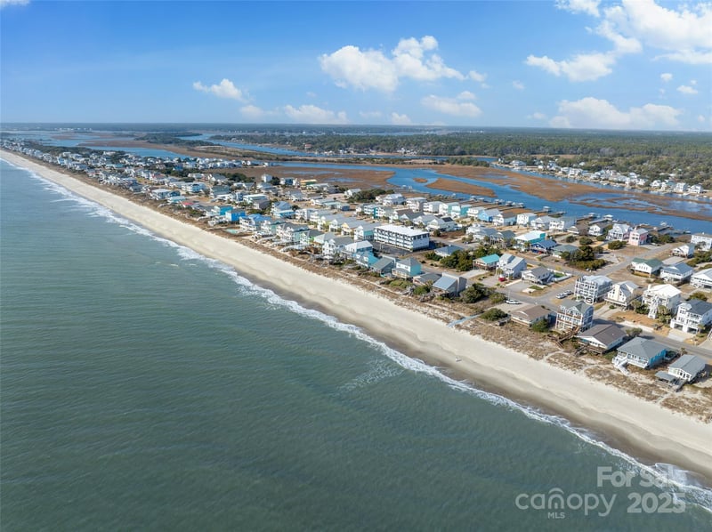 2714 Beach Dr, Oak Island, NC 28465