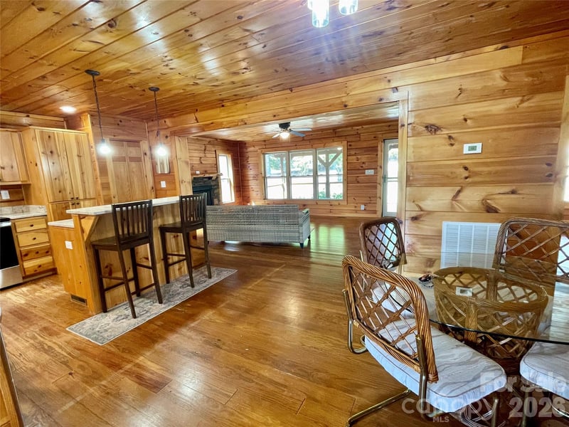 926 Cross Creek Dr, Rutherfordton, NC 28139
