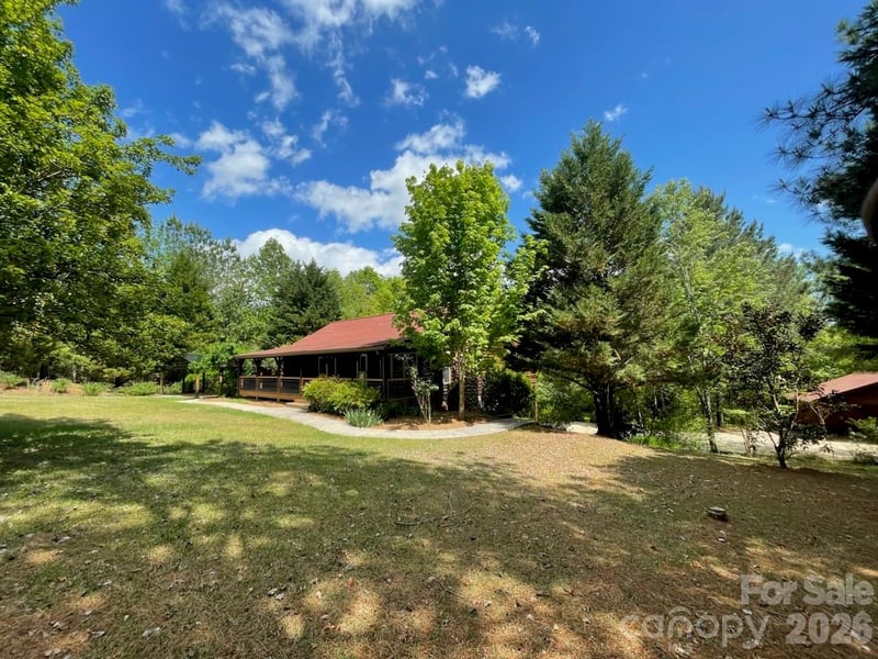 926 Cross Creek Dr, Rutherfordton, NC 28139
