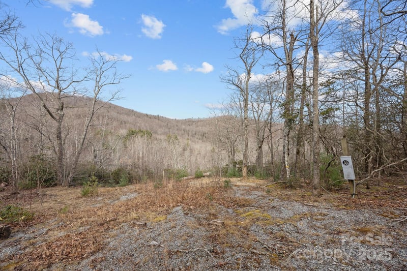 1443 Old Mill Rd #8/9, Hendersonville, NC 28792