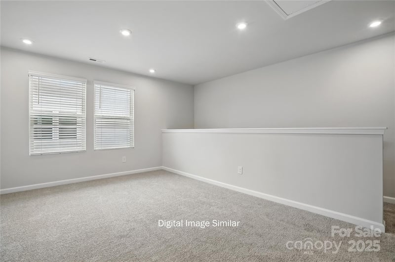1108 Vibrant Ln, Charlotte, NC 28215