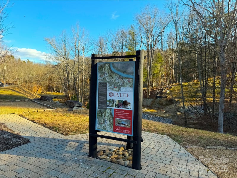 2 River Rn #1R, Asheville, NC 28804