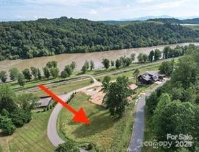 2 River Rn #1R, Asheville, NC 28804