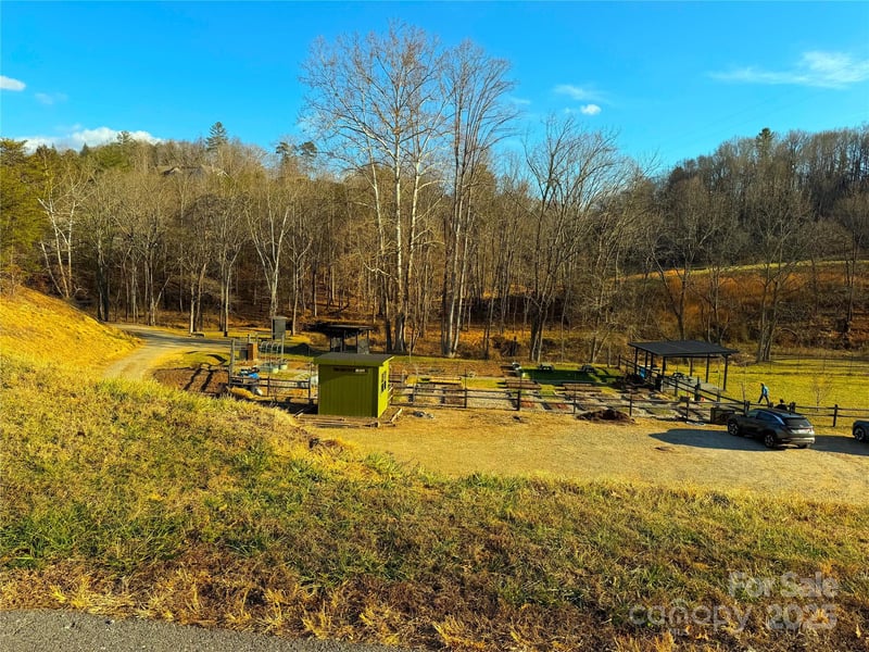 2 River Rn #1R, Asheville, NC 28804