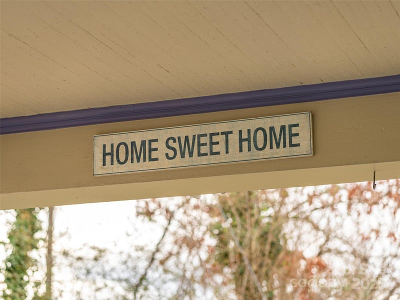 12 Bearden Ave, Asheville, NC 28801