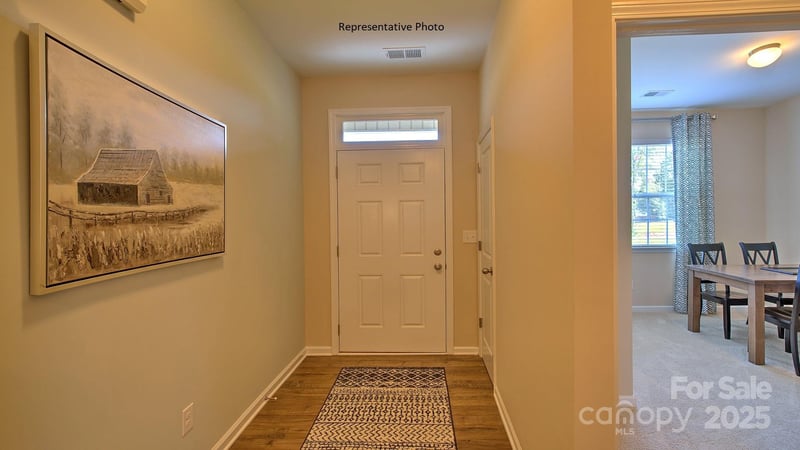 637 17th Avenue Dr, Hickory, NC 28601