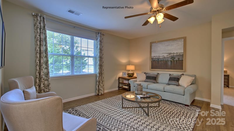 637 17th Avenue Dr, Hickory, NC 28601