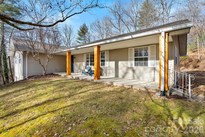 177 Country Rd, Brevard, NC 28712