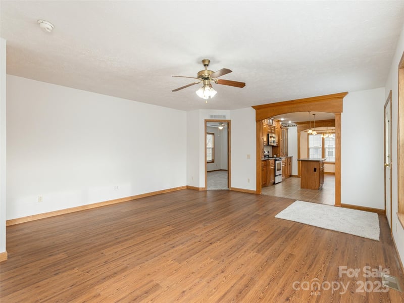 65 Philips Ct, Fletcher, NC 28732