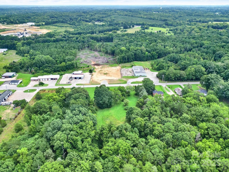 1670 Lynwood Dr, Lancaster, SC 29720