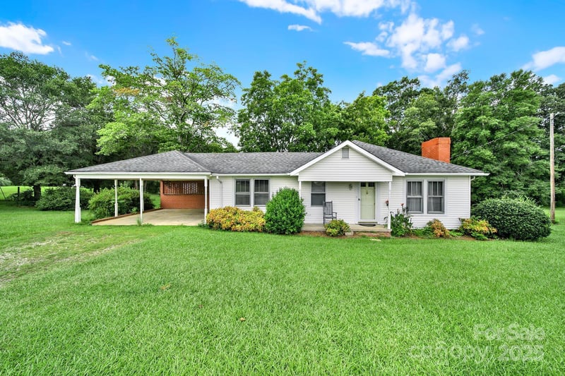 1670 Lynwood Dr, Lancaster, SC 29720