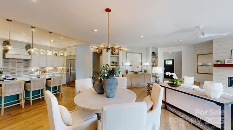 4156 Creek Bridge Cir, Charlotte, NC 28213