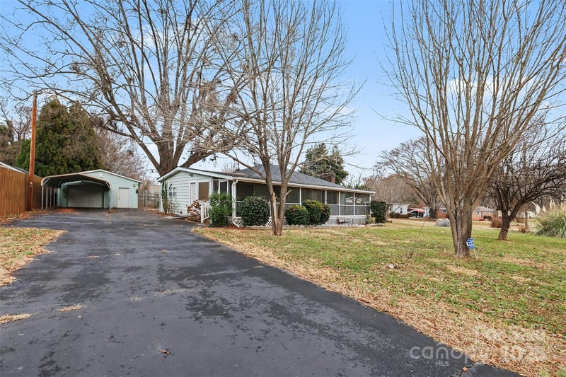 119 Moore Dr, Gastonia, NC 28056