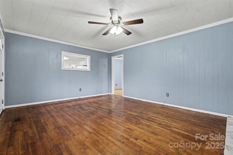 119 Moore Dr, Gastonia, NC 28056
