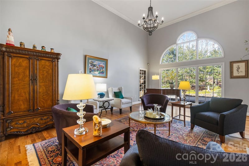 30 Winged Foot Ct, Spartanburg, SC 29306