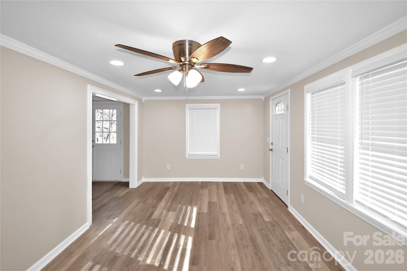 2823 Jt Posse Dr, Claremont, NC 28610