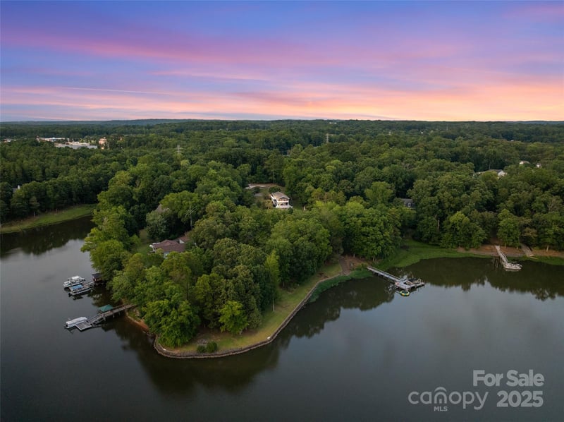 335 Carroll Cv, Clover, SC 29710