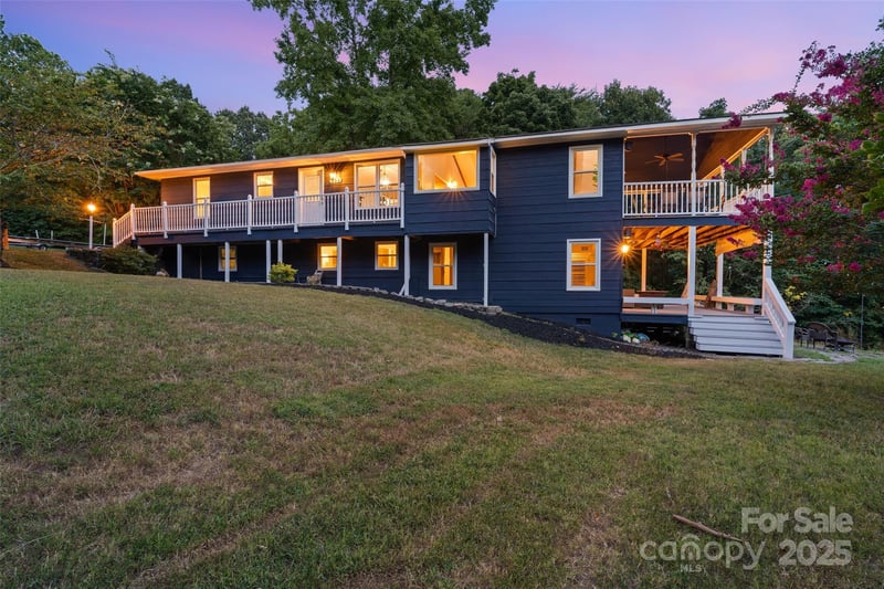 335 Carroll Cv, Clover, SC 29710