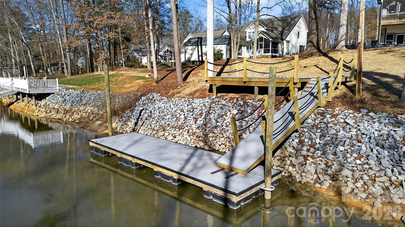 7663 Keistlers Store Rd, Sherrills Ford, NC 28673