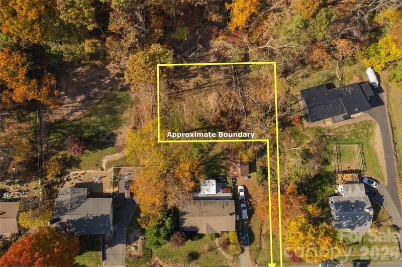 13 Bassett Rd, Asheville, NC 28804