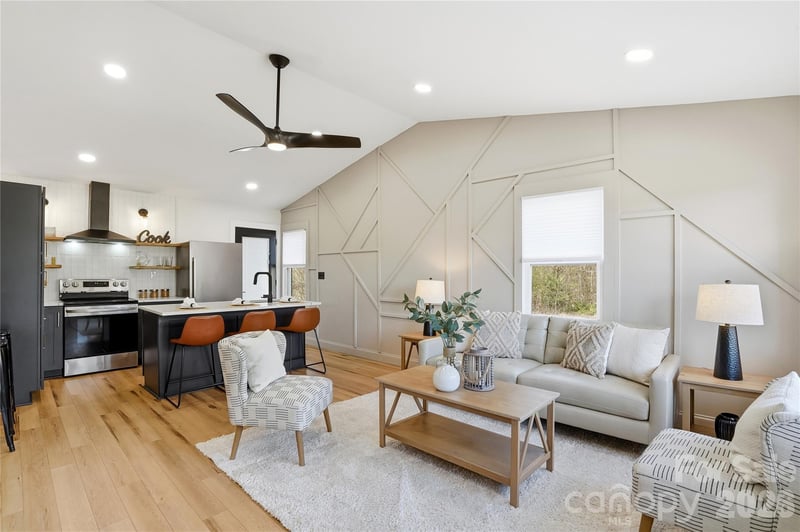 7172 Old Plank Rd, Stanley, NC 28164
