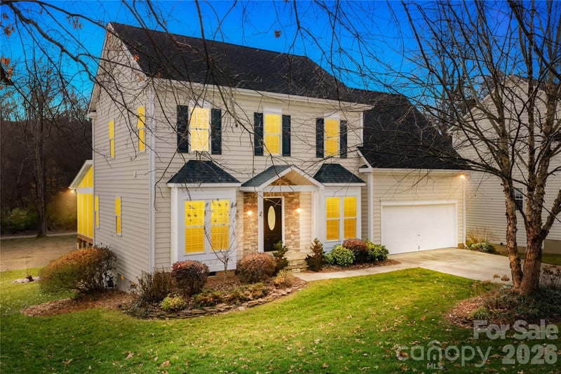 110 Easy St, Mooresville, NC 28117
