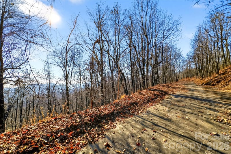 100 Wolf Pen Rd, Old Fort, NC 28762
