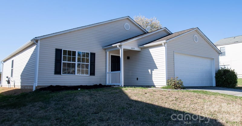 11055 Thousand Oaks Dr, Huntersville, NC 28078